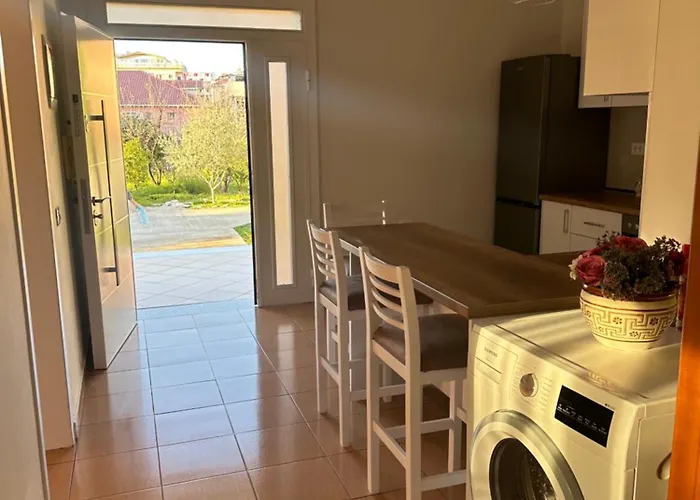 Tirana Residence بيت ضيافة *