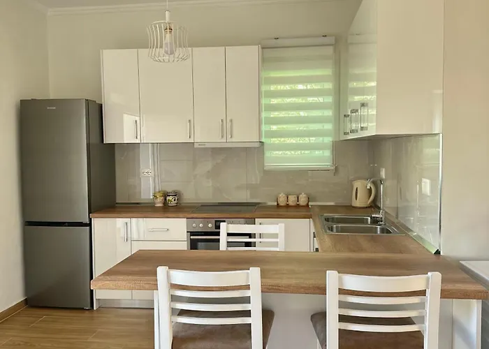 بيت ضيافة Tirana Residence تيرانا